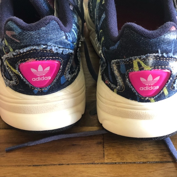 Shoes - Picture 2 of 4